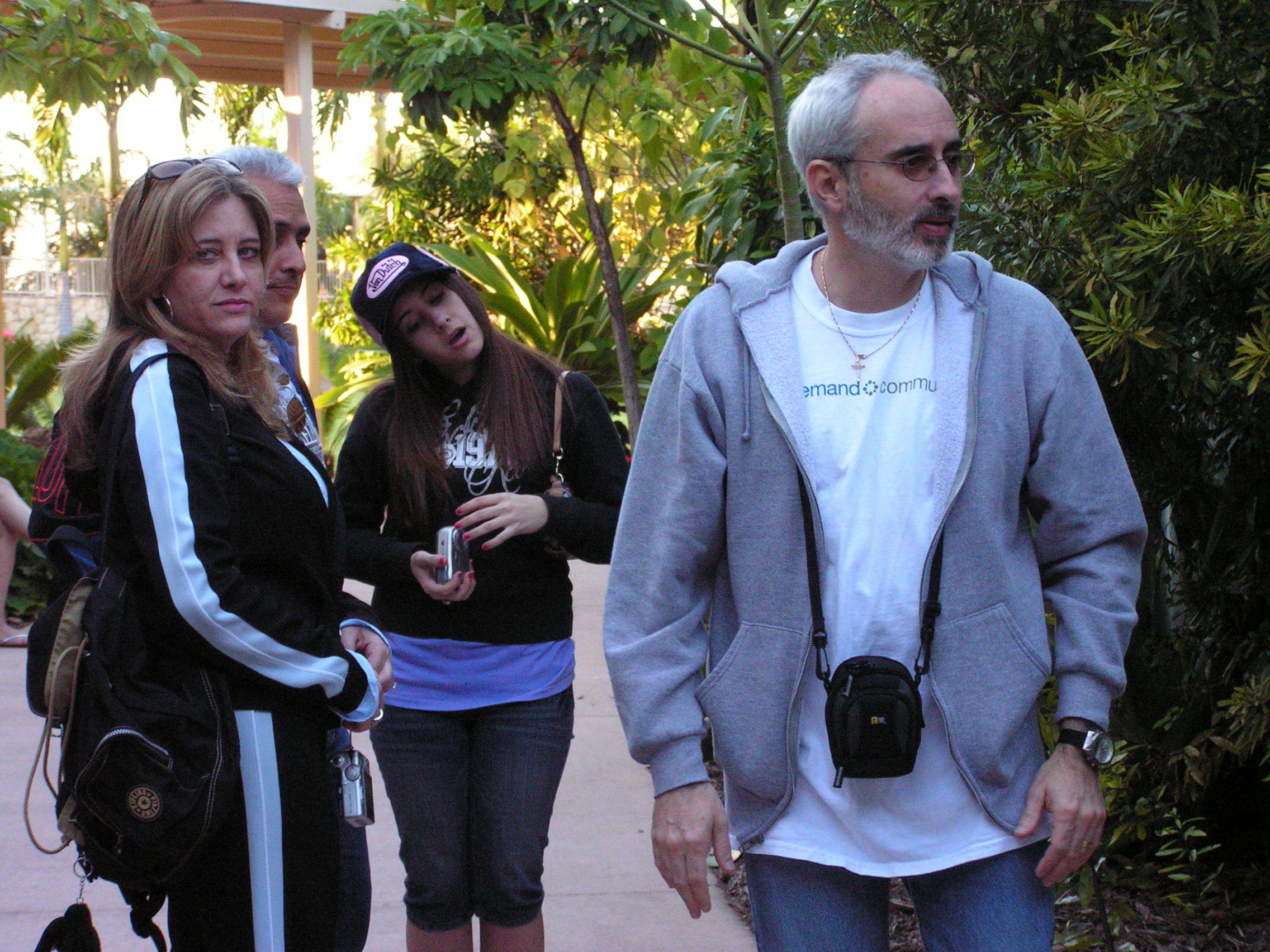 ./2006/Christmas/Parrot Jungle/PICT0045.JPG